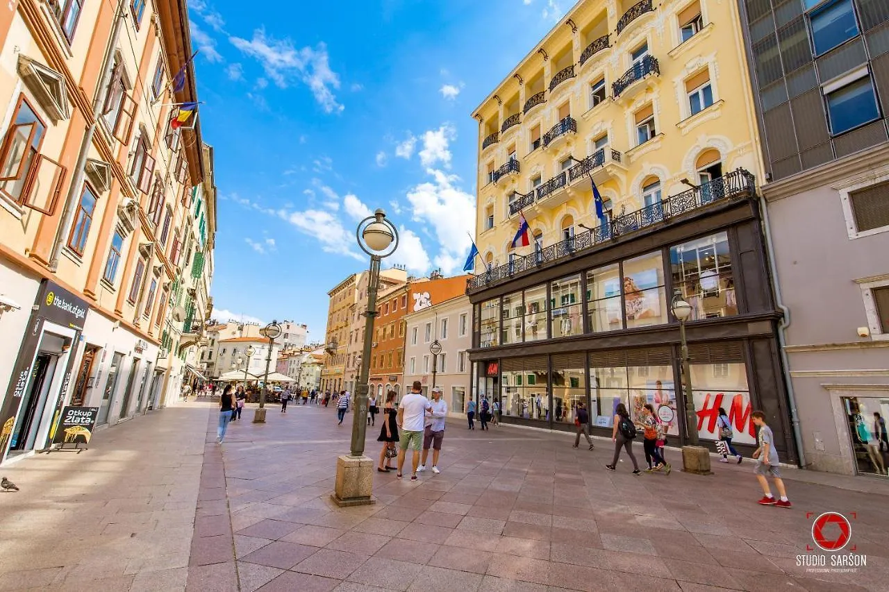 Number 1 Apartments Fiume