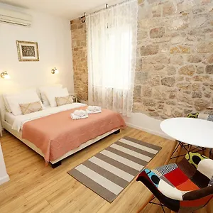 Old Town Apartamento Split